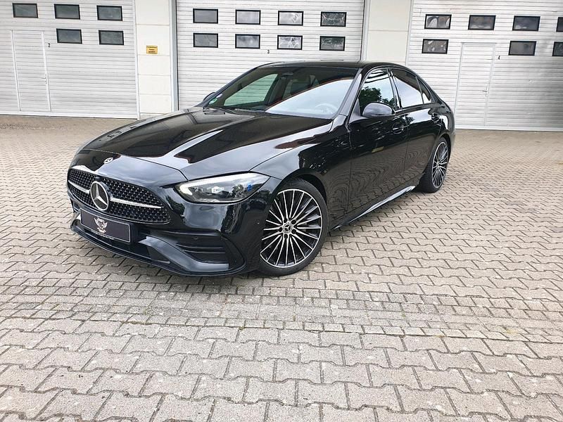 Schwarz Gebraucht 2022 Mercedes C300e Limousine | 54.800 € - Bild 1/4
