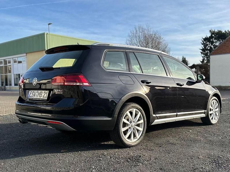 Gebraucht VW Golf Alltrack 184 PS (135 kW) 2018 Schwarz Kombi