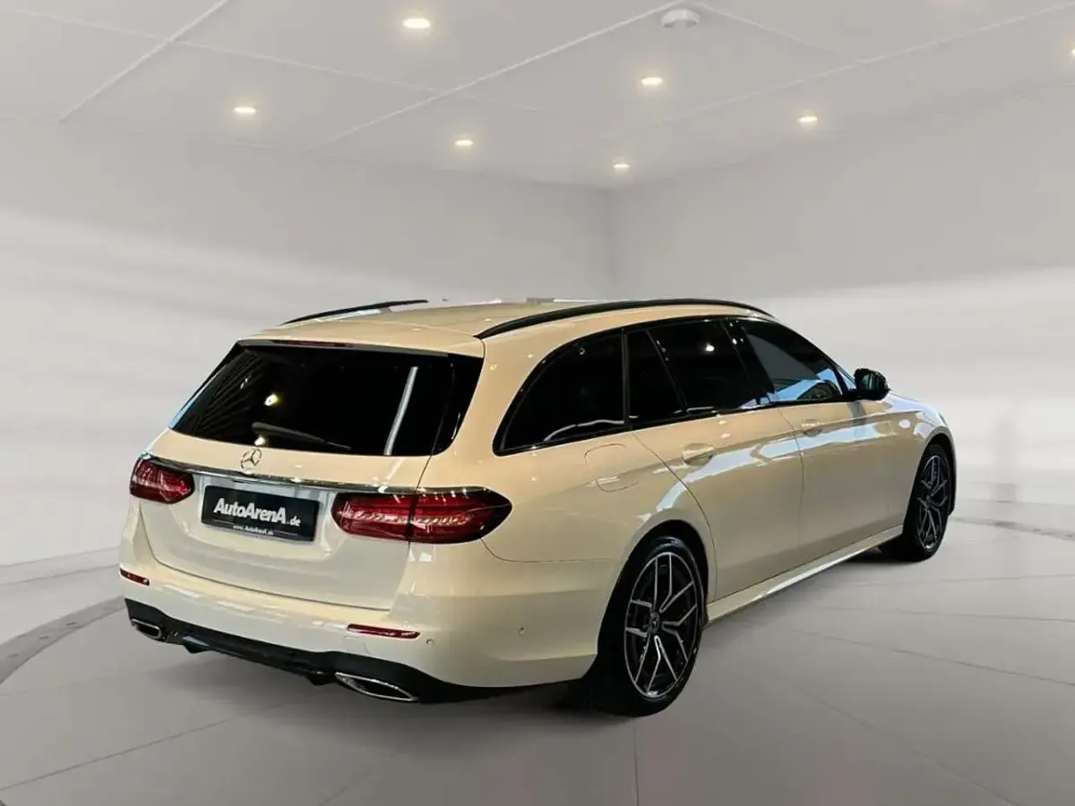 Gebraucht Mercedes E300 AMG 265 PS (194 kW) 2023 Weiß Kombi