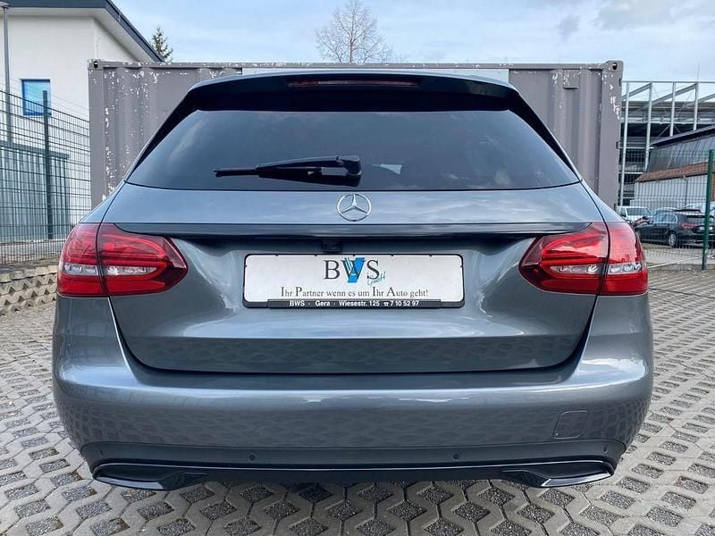 Gebraucht Mercedes C180 Night 156 PS (114 kW) 2019 Grau Limousine