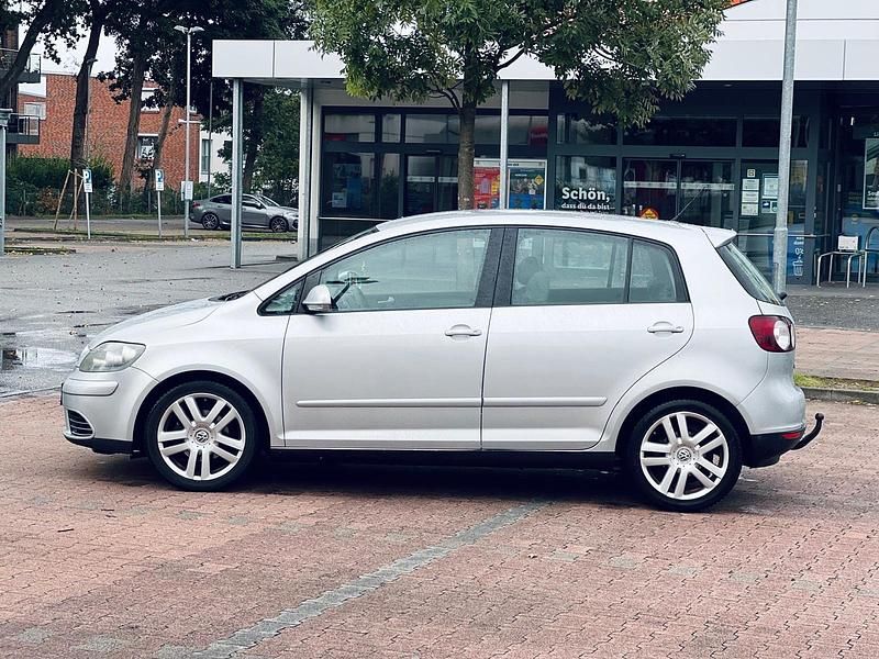 Silber Gebraucht 2006 VW Golf Plus Cross Van / Kleinbus | 4.900 € (Fairer Preis) - Bild 1/4