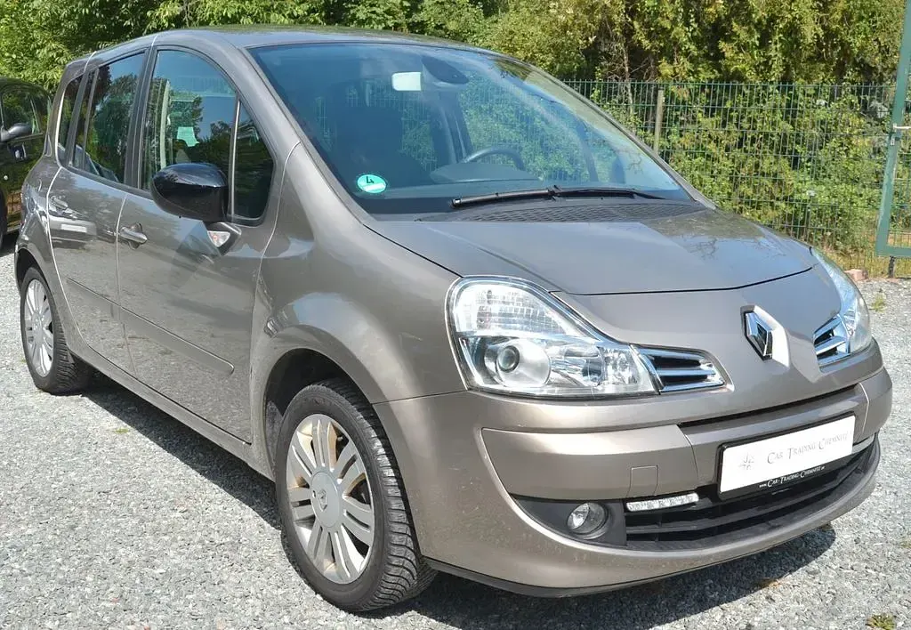 Gebraucht Renault Grand Modus 111 PS (81 kW) 2011 Braun Van / Kleinbus