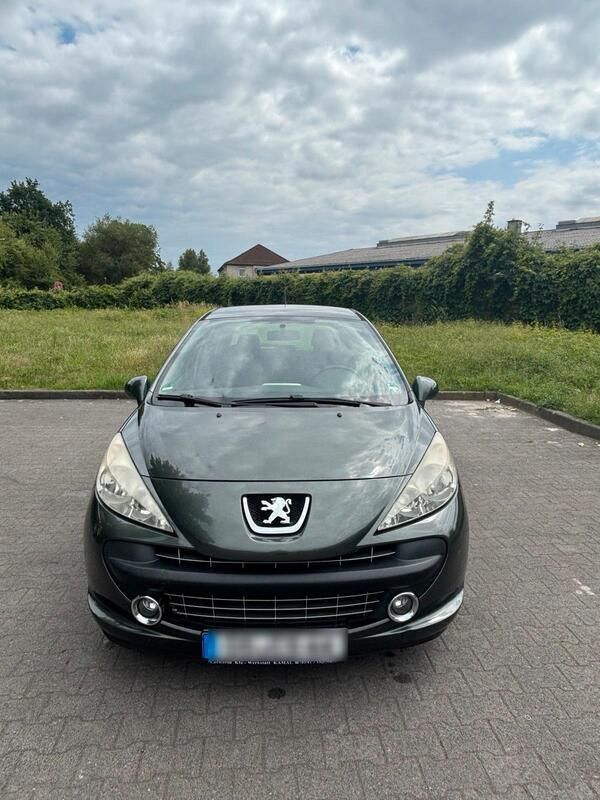 Grau Gebraucht 2007 Peugeot 207 Limousine | 1.200 € (Guter Preis) - Bild 1/4