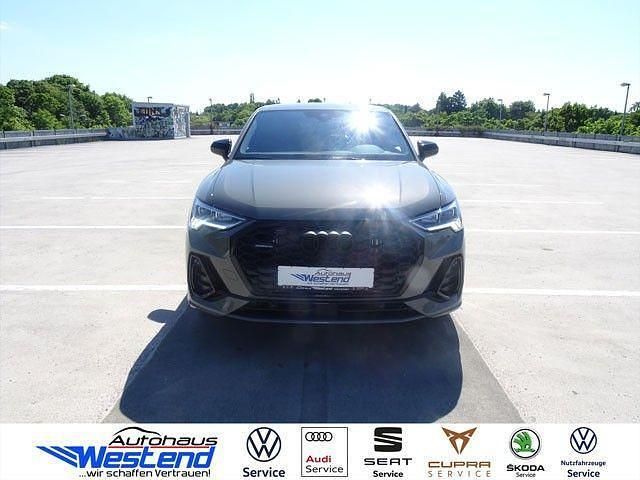 Chronosgrau Gebraucht 2025 Audi Q3 Sportback S-Line SUV | 51.900 € (Teuer) - Bild 1/4