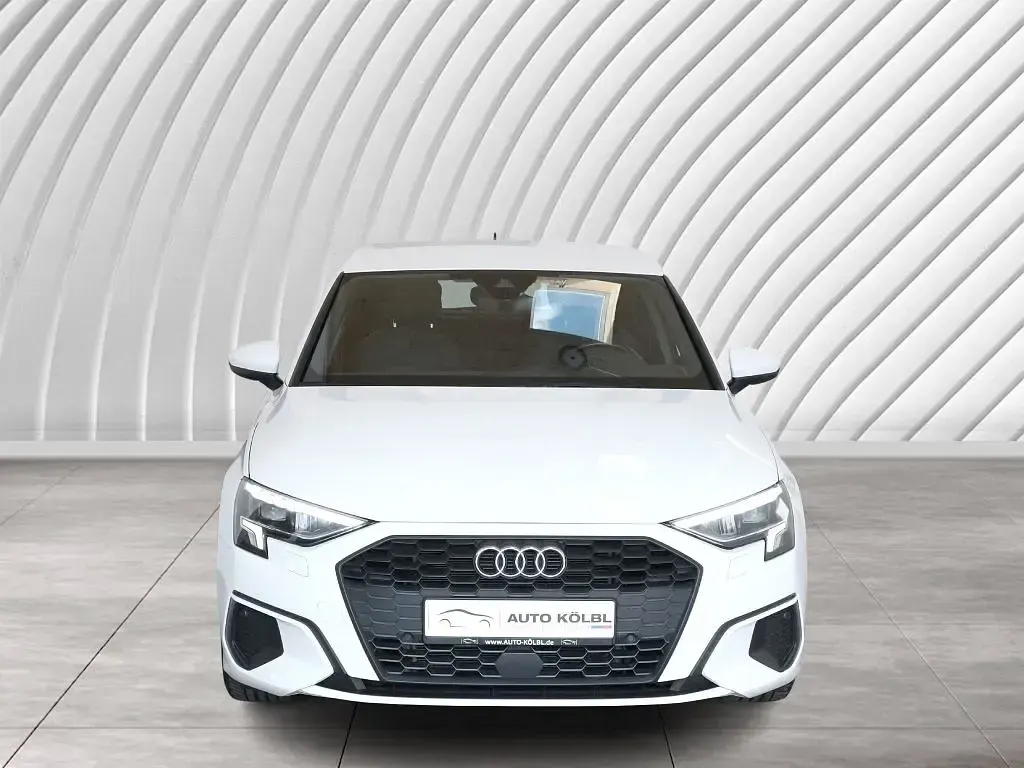 Gebraucht Audi A3 150 PS (110 kW) 2023 Ibisweiß Limousine