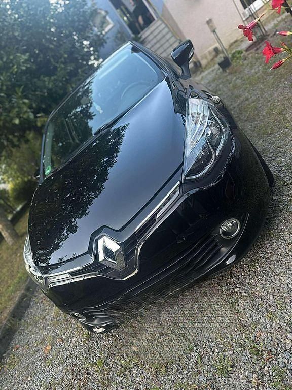 Schwarz Gebraucht 2016 Renault Clio IV LIMITED Limousine | 7.500 € (Fairer Preis) - Bild 1/4