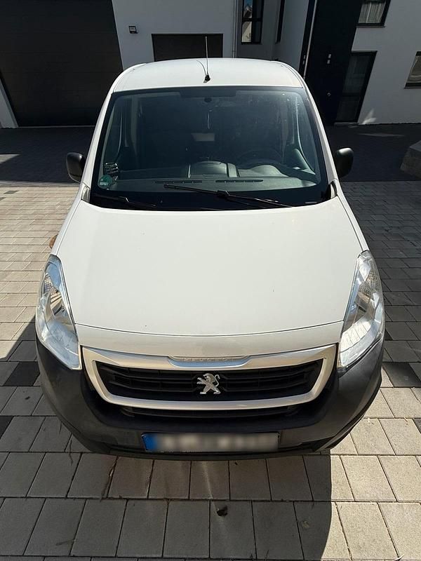 Occasion Peugeot Partner Avantage 75 ch (55 kW) 2017 Blanc Monospace