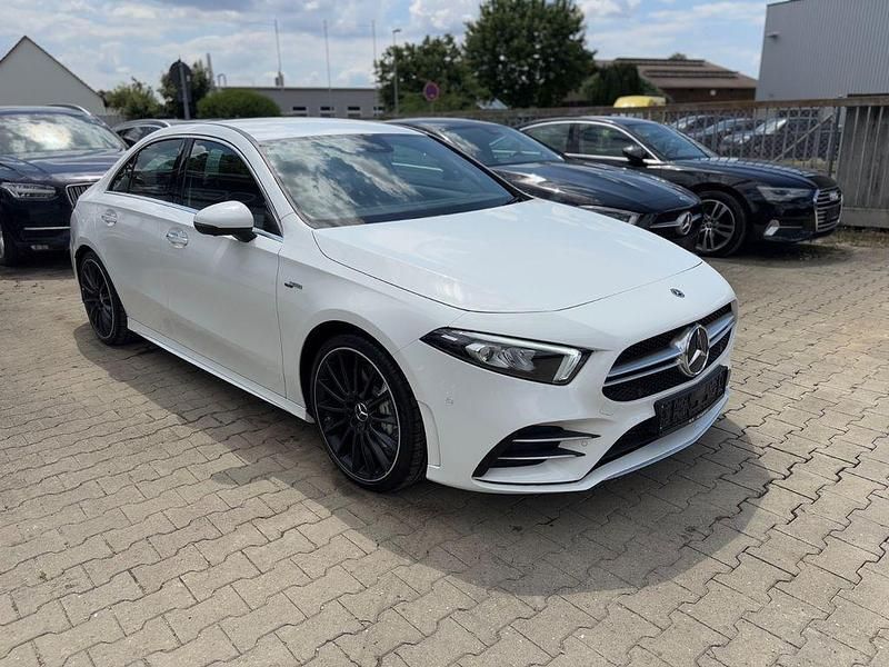 Gebraucht Mercedes A35 AMG AMG 306 PS (225 kW) 2022 Weiß Limousine