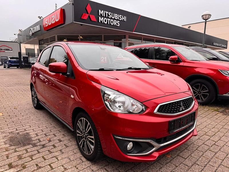 Rot Gebraucht 2017 Mitsubishi Space Star Diamant Edition Kleinwagen | 6.850 € (Fairer Preis) - Bild 1/4
