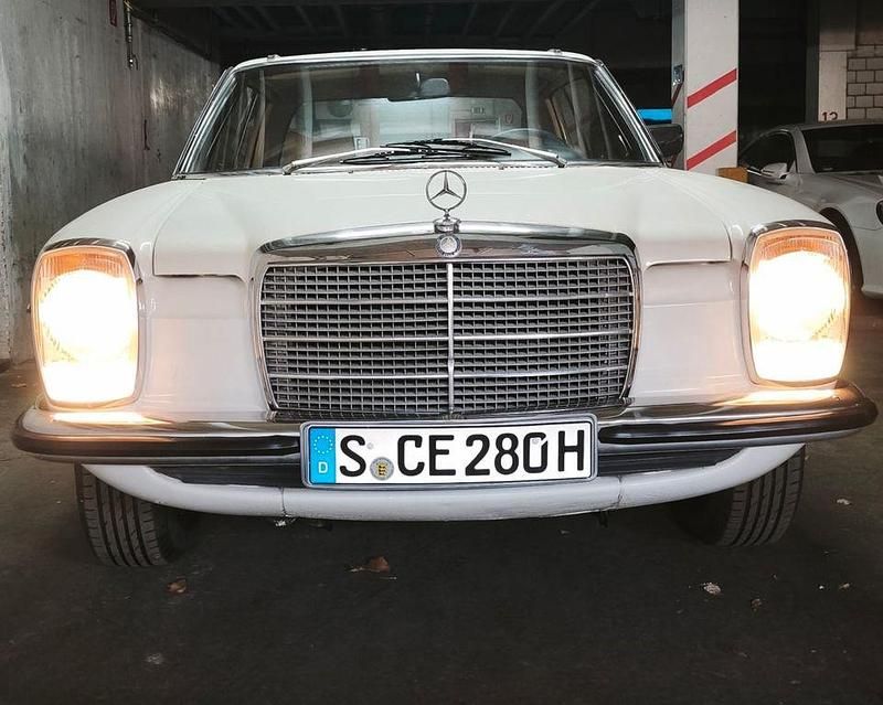 Gebraucht Mercedes C280 185 PS (136 kW) 1975 Beige Limousine