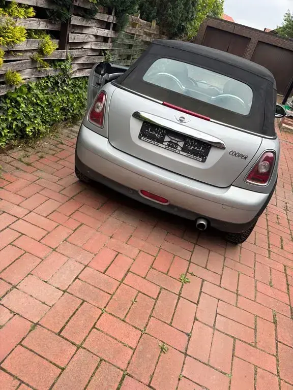 Gebraucht Mini Cooper Cabriolet 122 PS (89 kW) 2010 Grau Cabrio