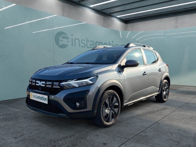 Grau Neu 2024 Dacia Sandero Expression Kleinwagen | 19.390 € (Etwas zu teuer) - Bild 1/4