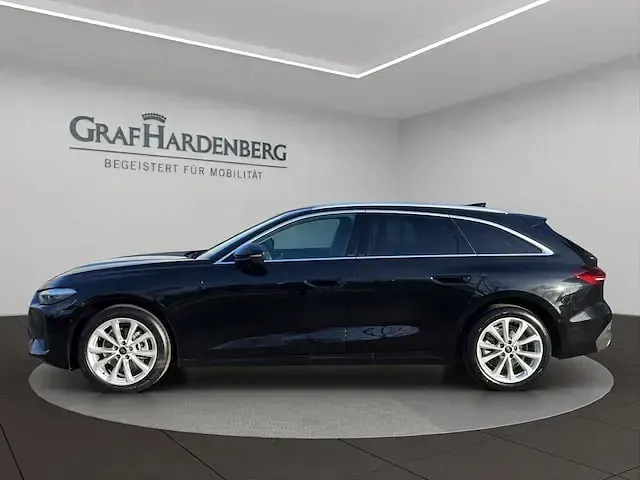 Gebraucht Audi A5 Sport 204 PS (150 kW) 2025 Schwarz Kombi