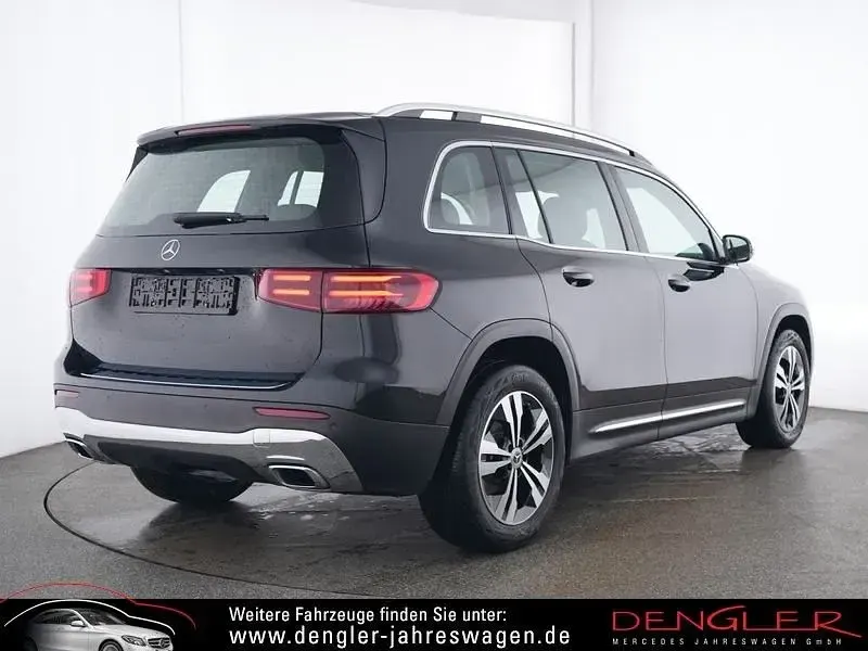 Gebraucht Mercedes GLB180 Advanced 136 PS (100 kW) 2025 Schwarz SUV