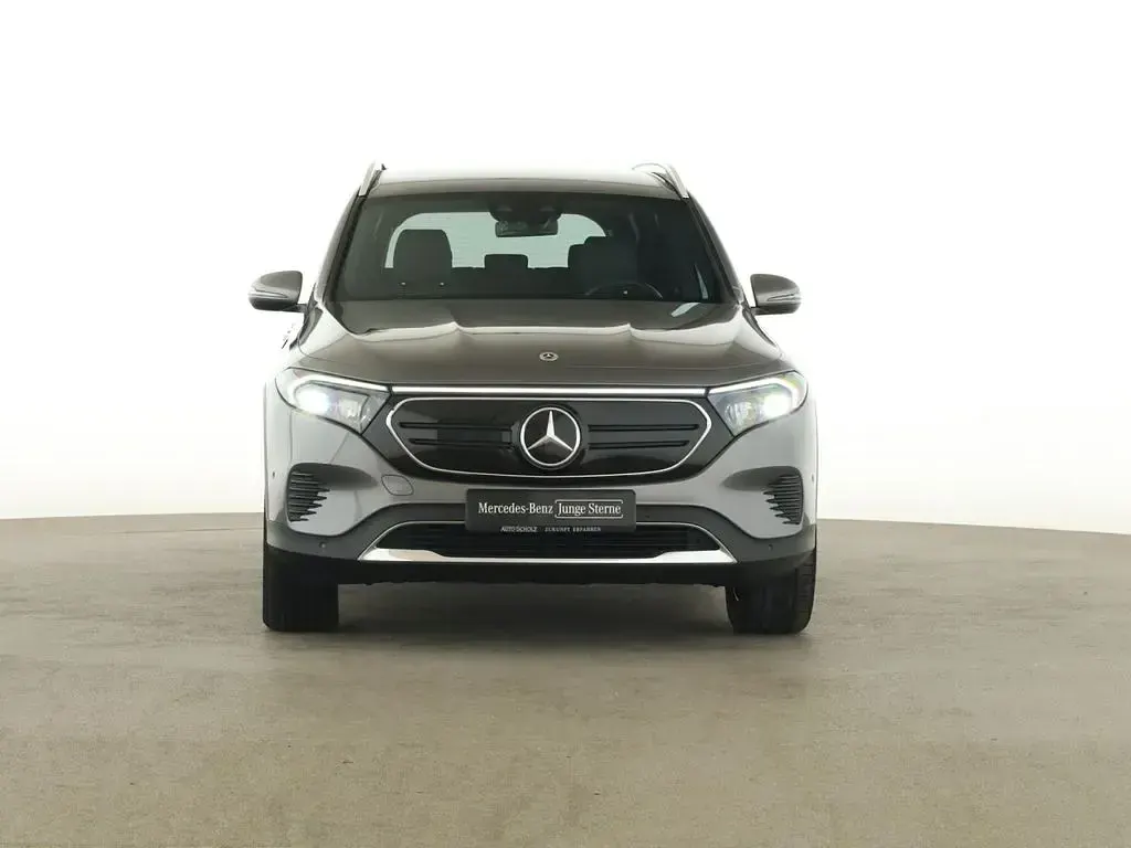 Gebraucht Mercedes EQB300 Electric Art 167 kW (228 PS) 2022 Grau SUV