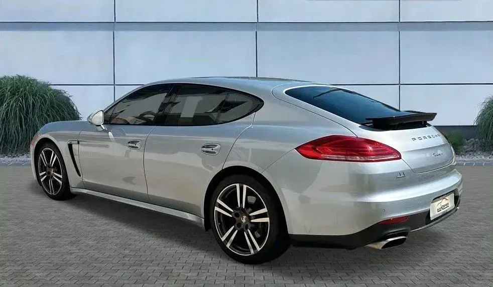Gebraucht Porsche Panamera 310 PS (228 kW) 2014 Silber Kleinwagen