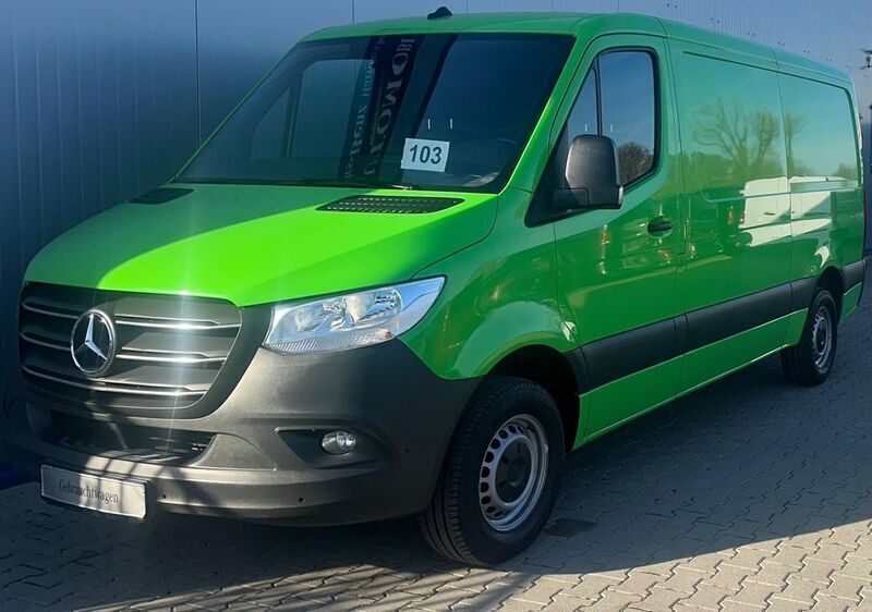 Gelbgrün Gebraucht 2020 Mercedes Sprinter Van | 26.899 € (Superpreis) - Bild 1/4