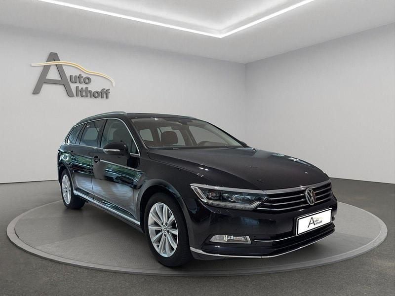 Gebraucht VW Passat Highline 179 PS (131 kW) 2015 Schwarz Kombi