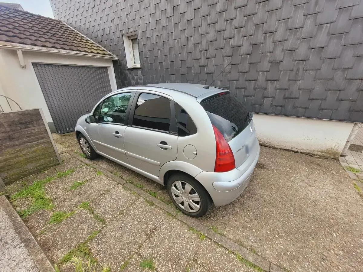 Gebraucht Citroën C3 75 PS (55 kW) 2003 Silber Kleinwagen