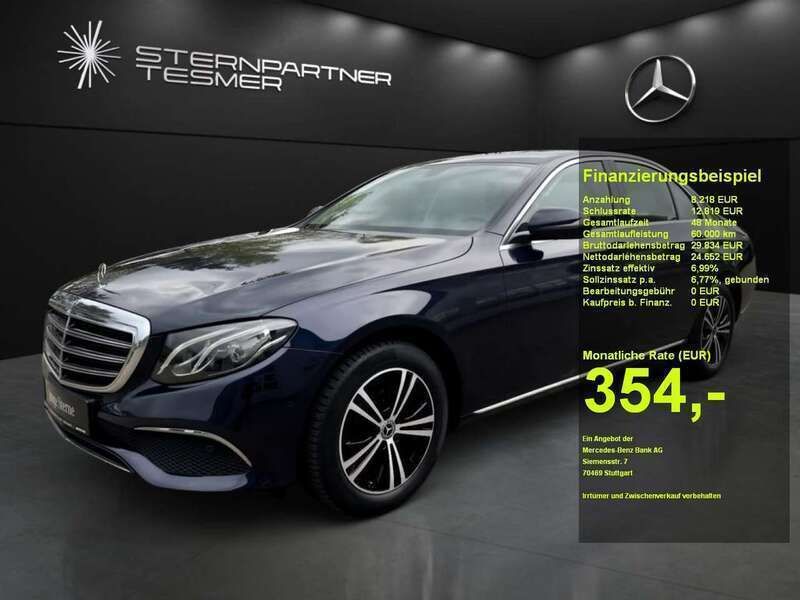 Blau Gebraucht 2019 Mercedes E220 Exclusive Limousine | 32.870 € (Guter Preis) - Bild 1/3