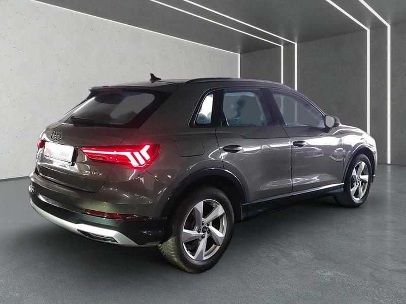 Gebraucht Audi Q3 Advanced Plus 150 PS (110 kW) 2022 Grau SUV
