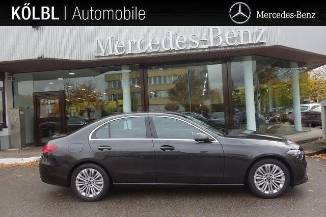 Lack graphitgrau Gebraucht 2024 Mercedes C180 Avantgarde Limousine | 35.880 € (Guter Preis) - Bild 1/4