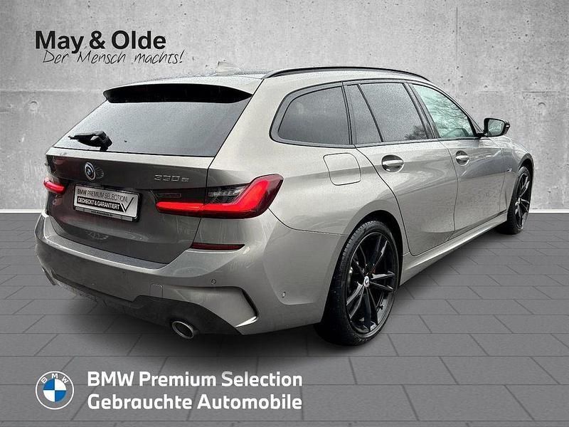 Gebraucht BMW 330e Performance 252 PS (185 kW) 2022 Grau Kombi