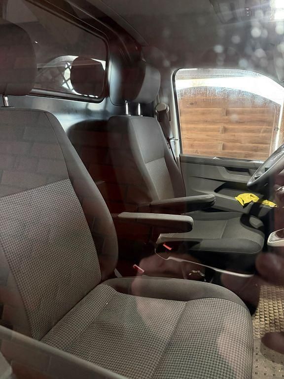 Gebraucht VW Transporter 110 PS (80 kW) 2020 Weiß Van