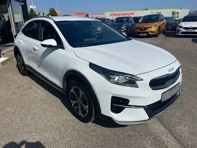 Używany Kia XCeed Vision 141 KM (103 kW) 2022 Biały SUV