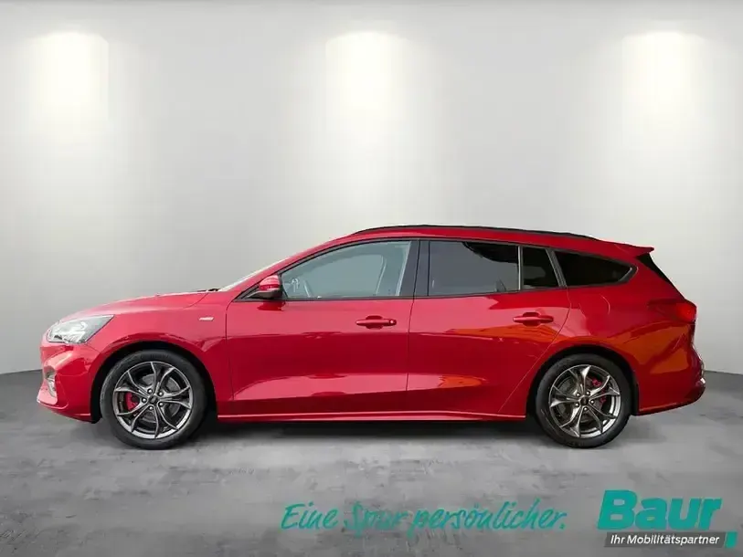 Gebraucht Ford Focus ST-Line X 150 PS (110 kW) 2022 Fantasticrot metallic (metallic) Kombi
