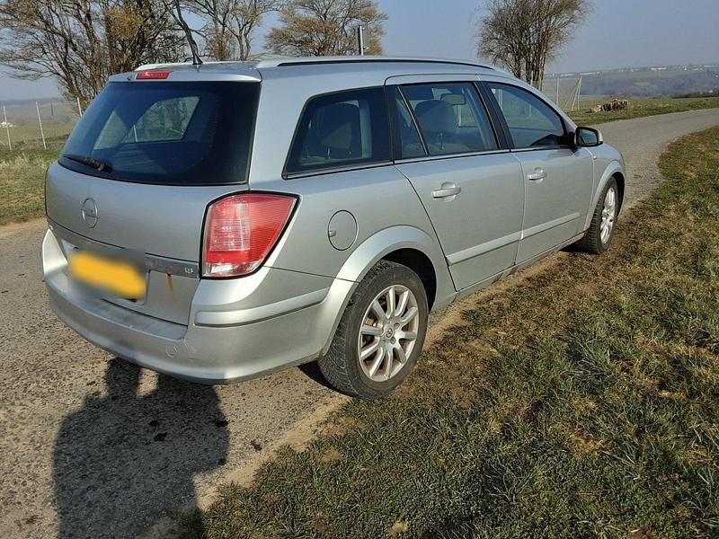 Gebraucht Opel Astra 125 PS (91 kW) 2005 Silber Kombi