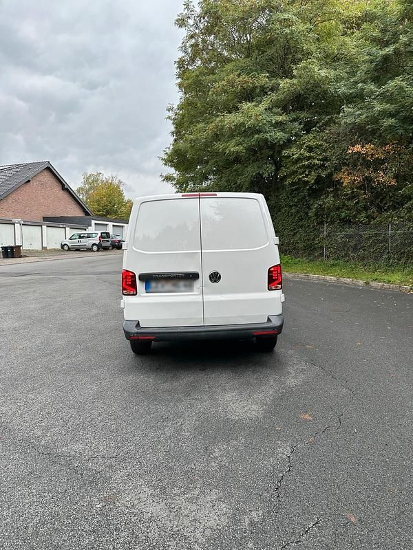 Gebraucht VW Transporter 110 PS (80 kW) 2020 Weiß Van