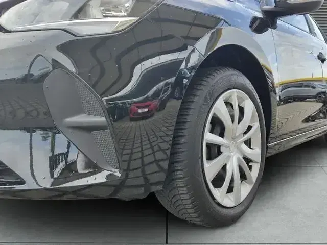 Gebraucht Opel Corsa-e Edition 100 kW (136 PS) 2023 Schwarz Kleinwagen
