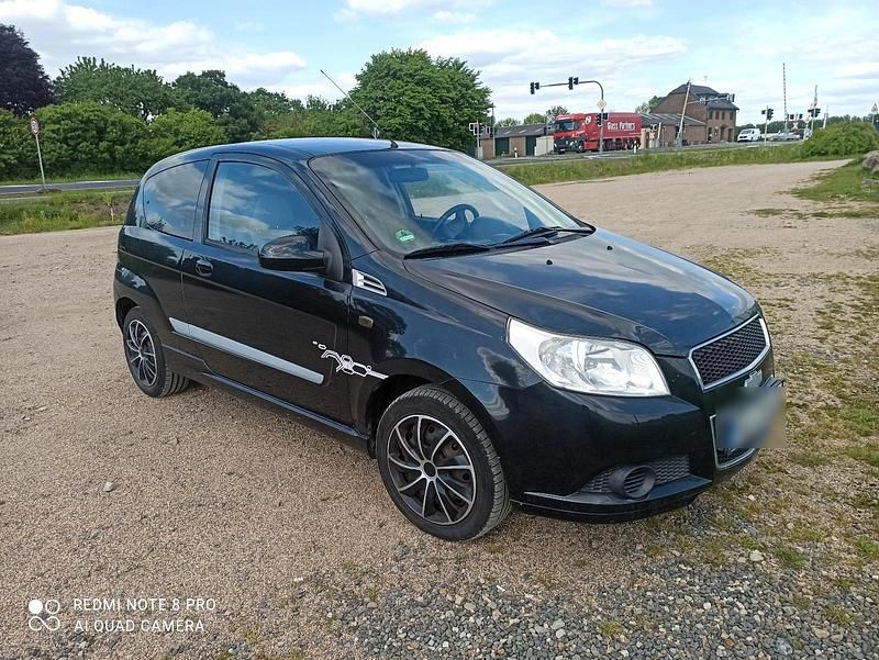Gebraucht Chevrolet Aveo 85 PS (62 kW) 2009 Schwarz Kleinwagen