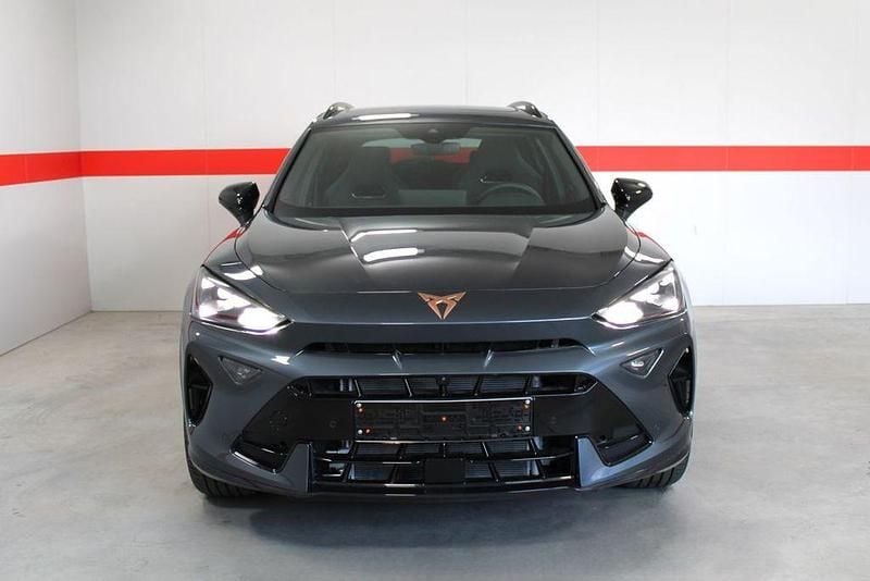 Neu Cupra Formentor 150 PS (110 kW) 2026 Grau SUV