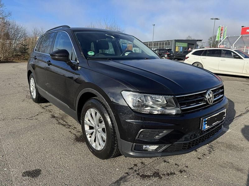 Gebraucht VW Tiguan 150 PS (110 kW) 2019 Schwarz SUV