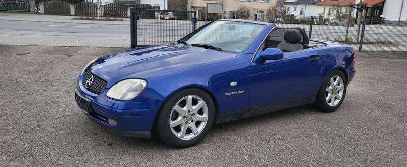 Blau Gebraucht 2000 Mercedes SLK230 Cabrio | 3.995 € (Guter Preis) - Bild 1/4
