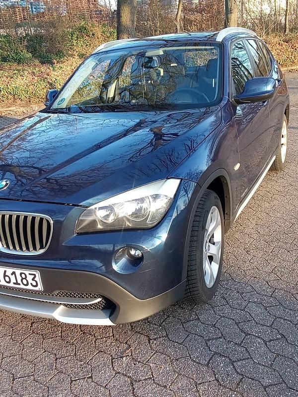 Gebraucht BMW X1 143 PS (105 kW) 2011 Blau SUV