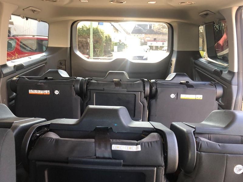 Gebraucht Ford Tourneo 131 PS (96 kW) 2020 Blau Van / Kleinbus