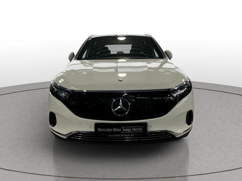 Gebraucht Mercedes EQA350 Progressive 214 kW (292 PS) 2024 Unilack polarweiß SUV