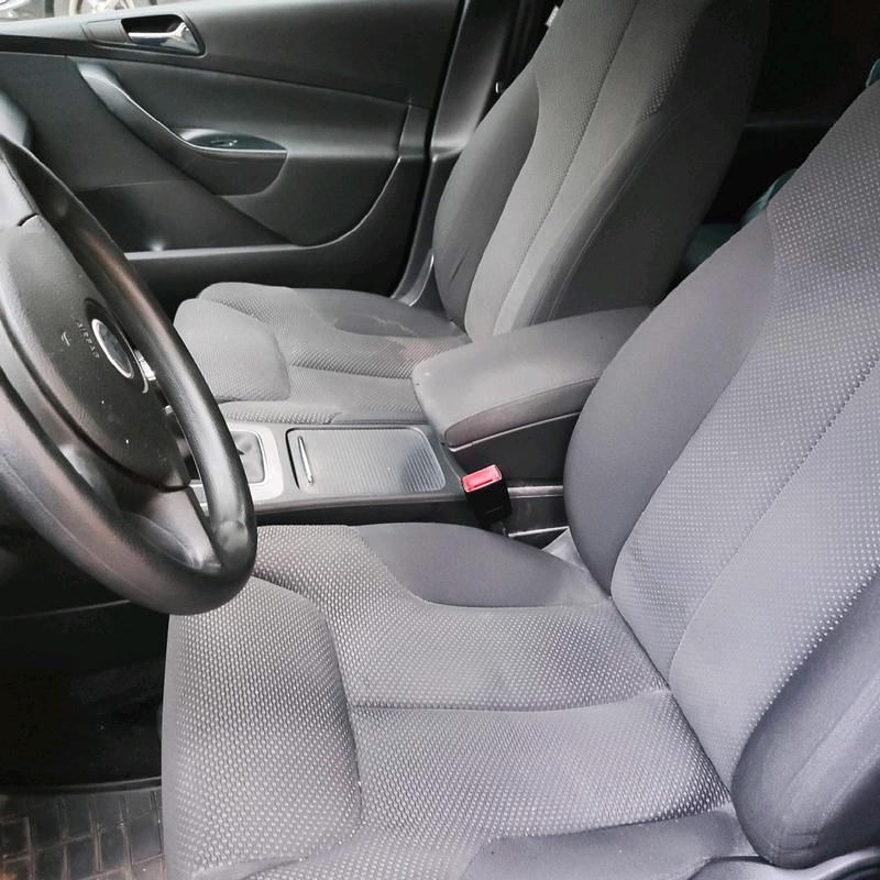 Grau Gebraucht 2007 VW Passat Kombi | 2.450 € (Fairer Preis) - Bild 1/4