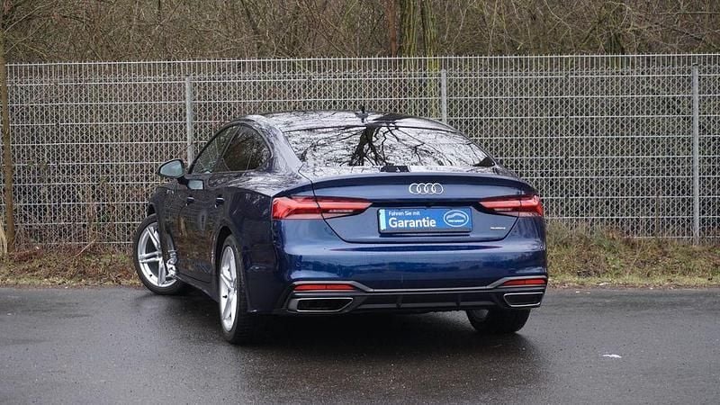 Gebraucht Audi A5 S-Line 204 PS (150 kW) 2024 Blau Limousine