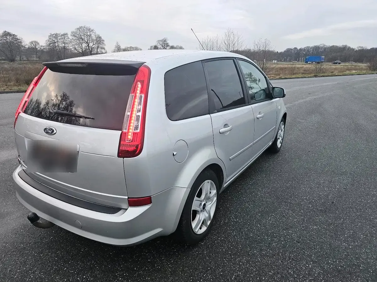 Gebraucht Ford C-MAX 101 PS (74 kW) 2010 Silber Van / Kleinbus