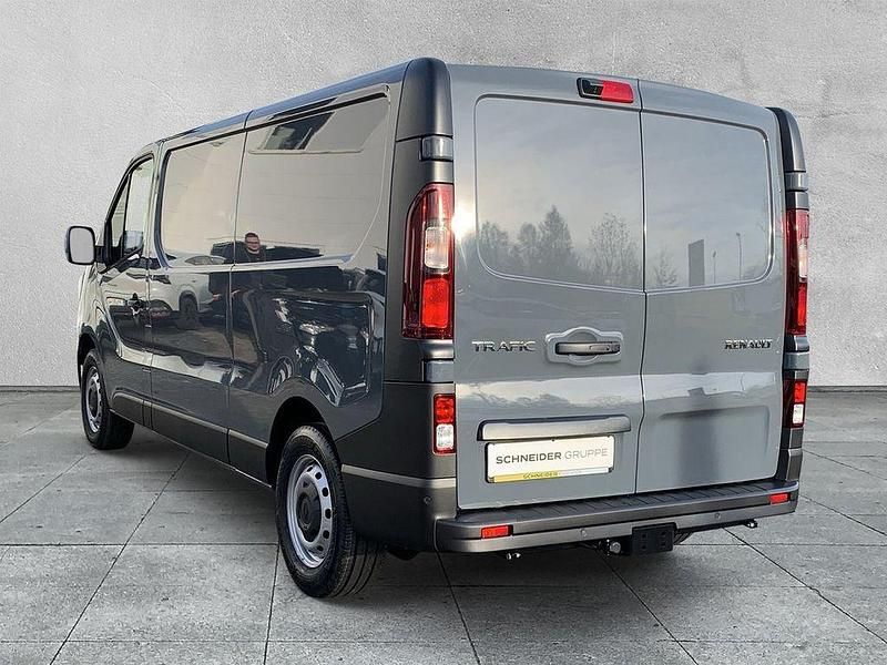 Neu Renault Trafic Komfort 150 PS (110 kW) 2026 Grau Van / Kleinbus