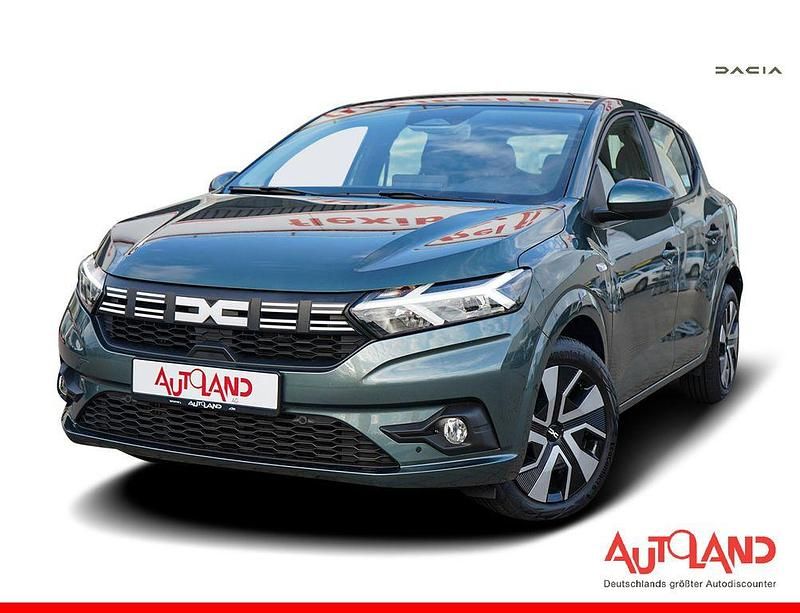Grün Gebraucht 2024 Dacia Sandero Essentiel Kleinwagen | 17.950 € (Fairer Preis) - Bild 1/4