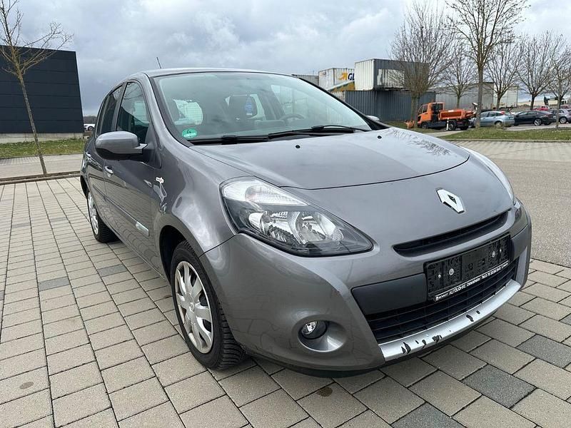 Gebraucht Renault Clio III 103 PS (75 kW) 2012 Grau Limousine
