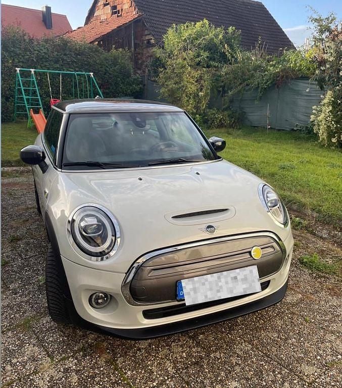 Grau Gebraucht 2020 Mini Cooper SE Kleinwagen | 17.100 € (Etwas zu teuer) - Bild 1/1