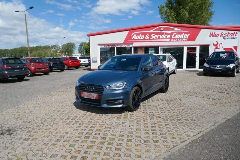 Blau Gebraucht 2016 Audi A1 Sportback Sport Kleinwagen | 13.750 € (Fairer Preis) - Bild 1/4