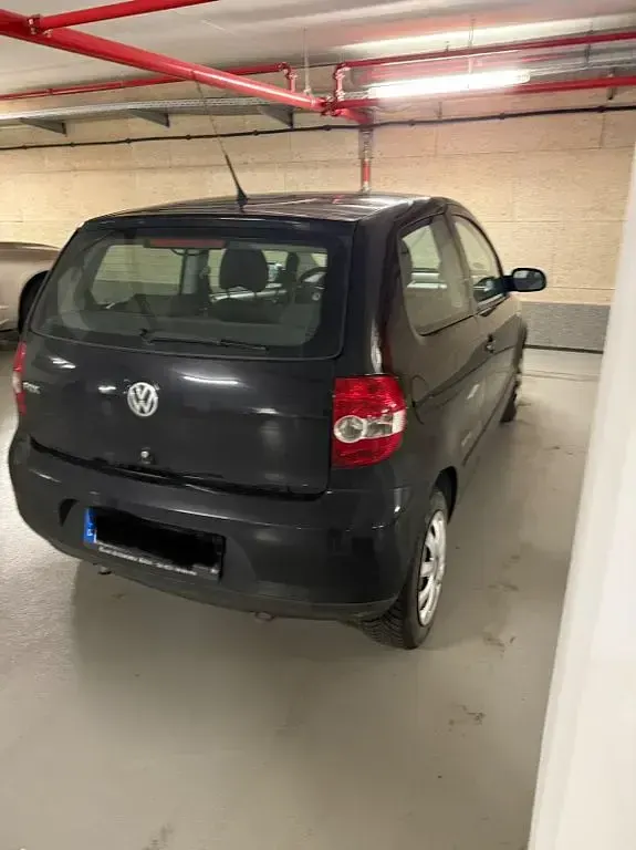 Gebraucht VW Fox Refresh 54 PS (39 kW) 2009 Schwarz Kleinwagen