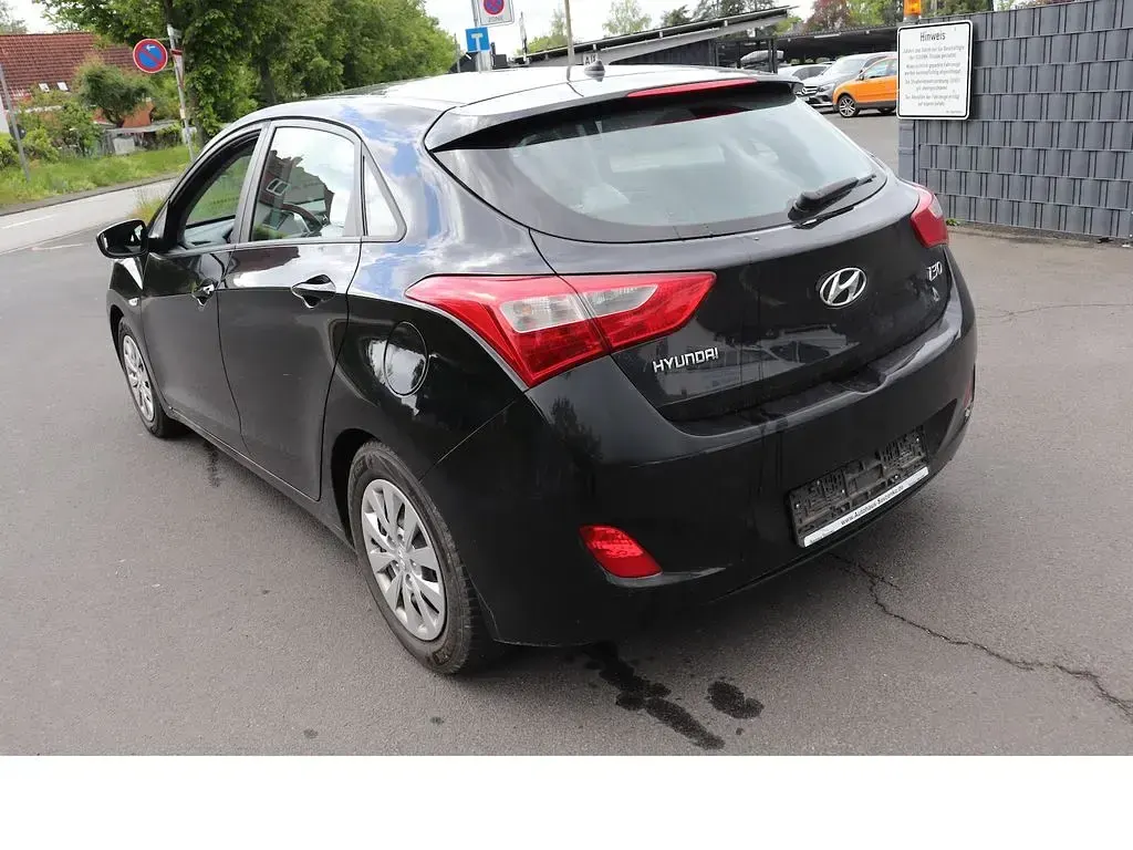 Usata Hyundai i30 136 CV (100 kW) 2016 Nero Berlina